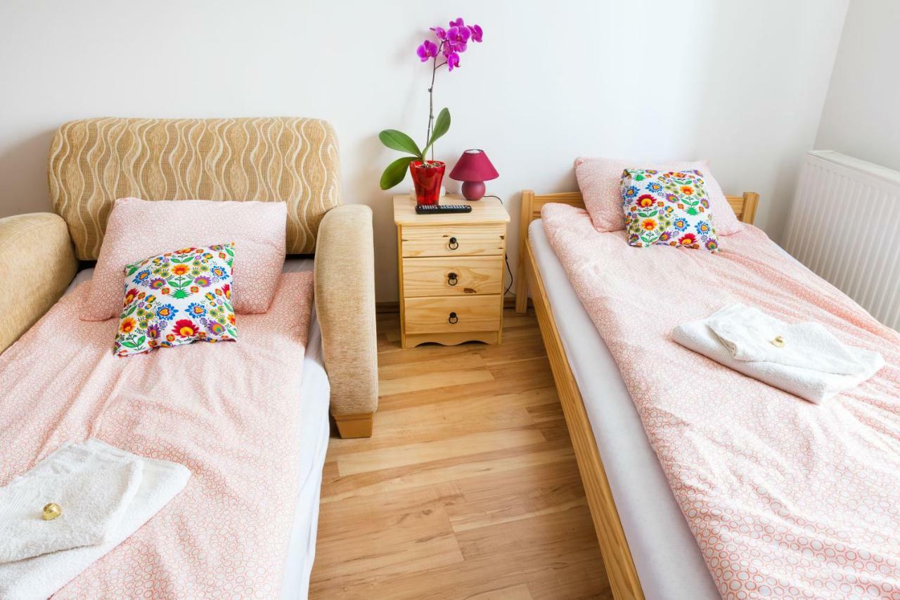 Mse Apartman Miskolc Exterior foto