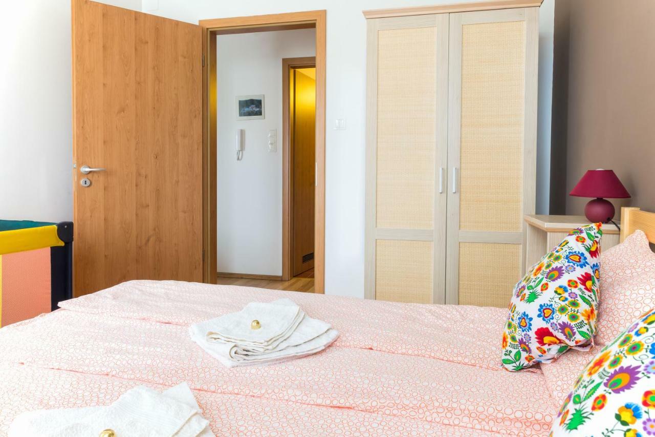 Mse Apartman Miskolc Exterior foto