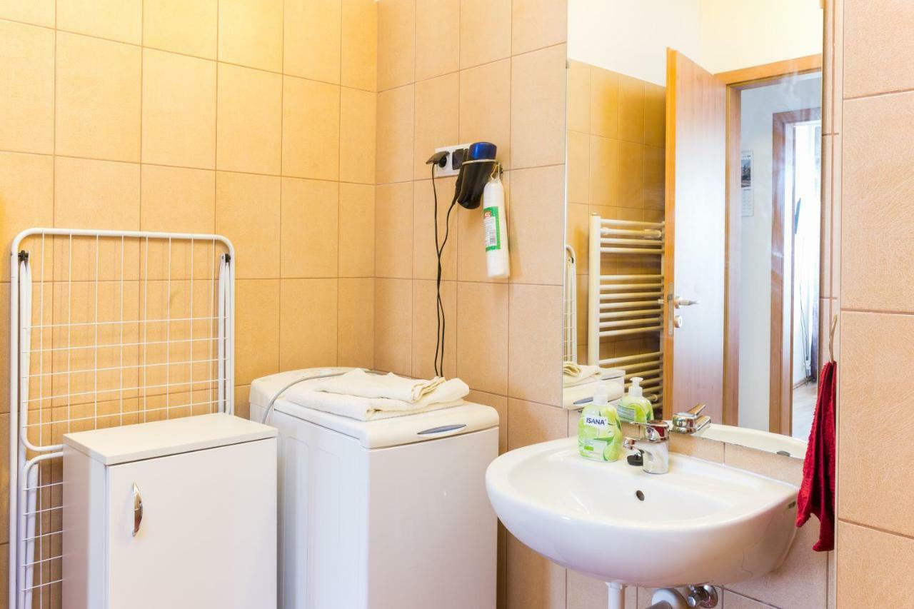 Mse Apartman Miskolc Exterior foto