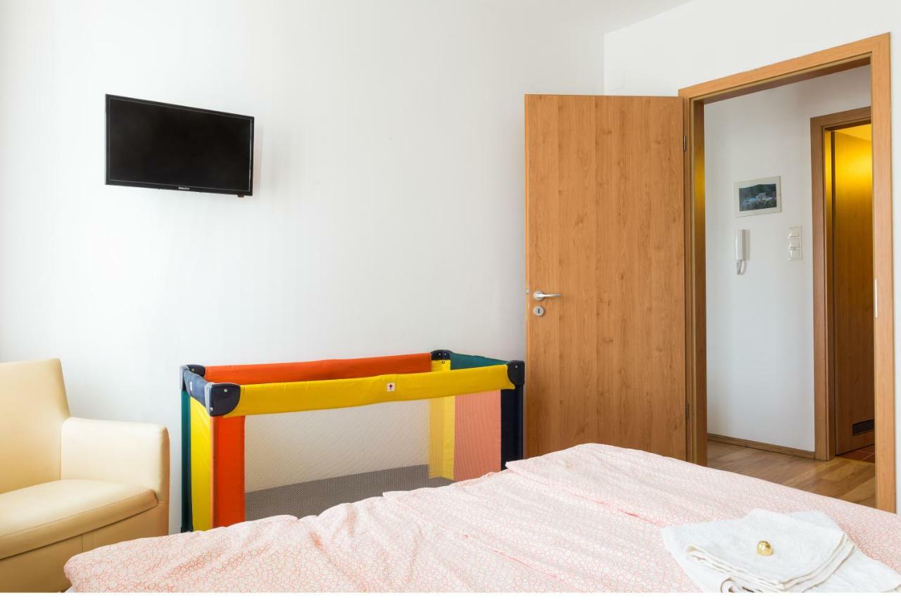 Mse Apartman Miskolc Exterior foto